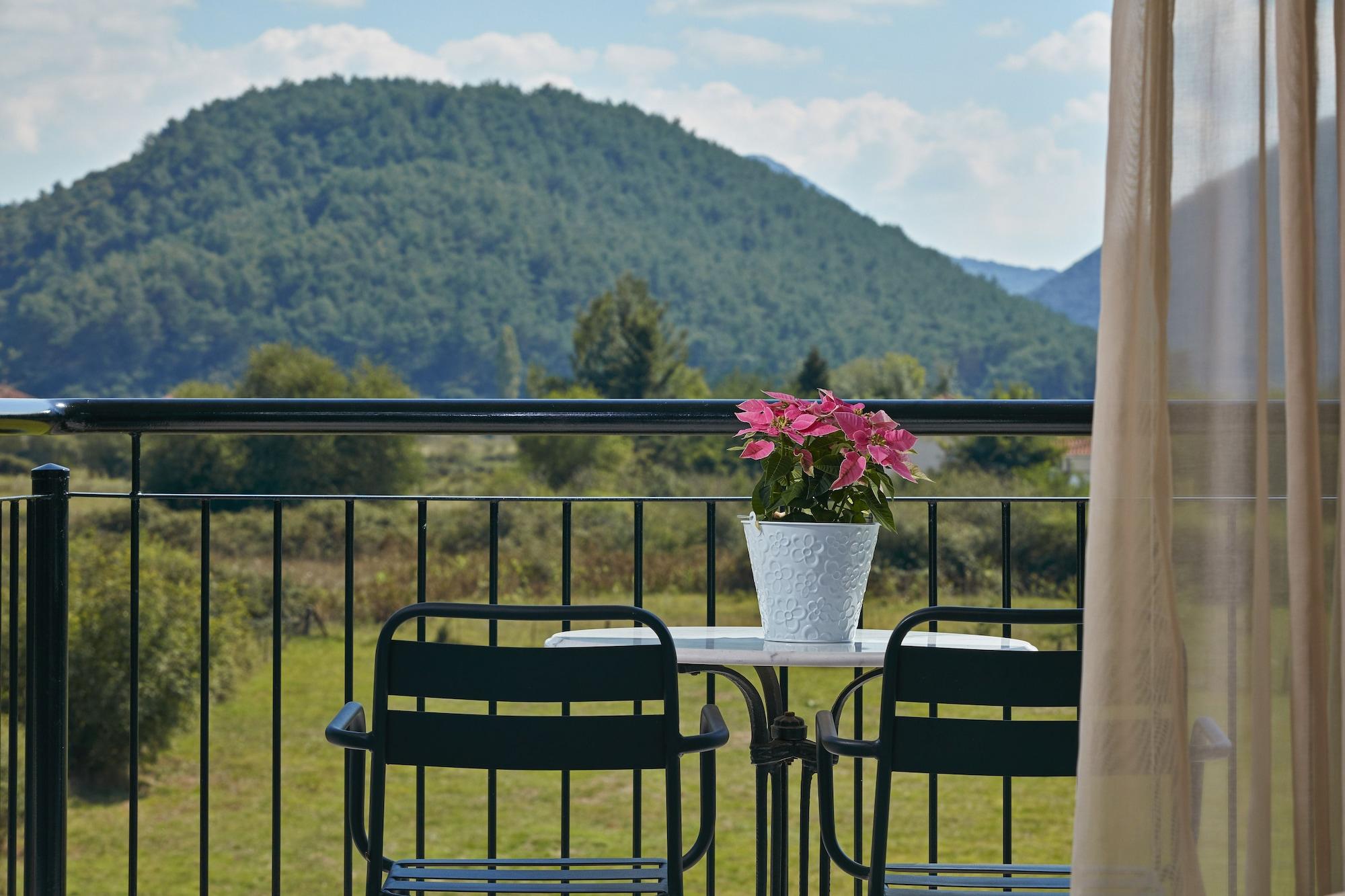Aar Hotel & Spa Ioannina Exterior photo