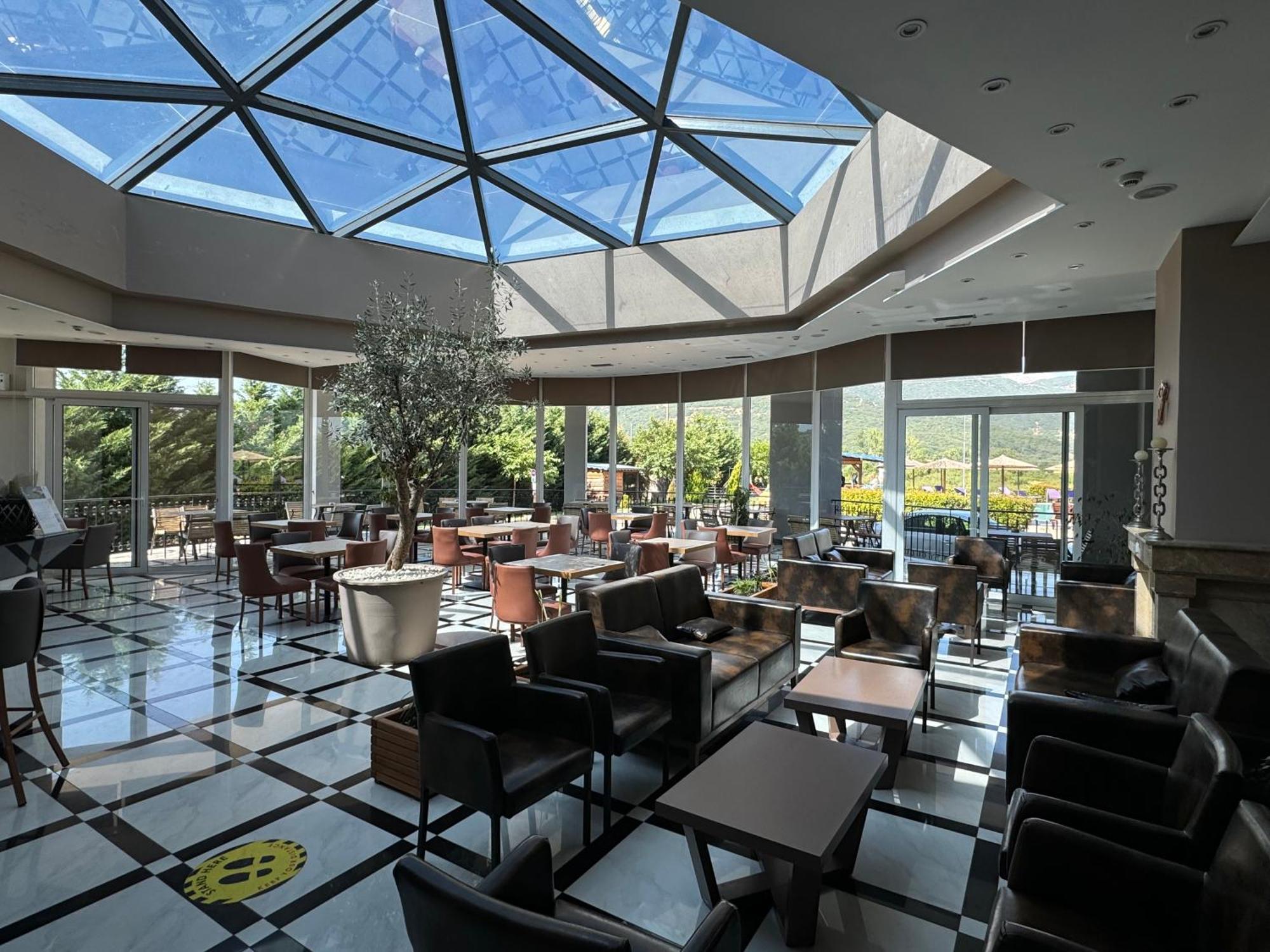 Aar Hotel & Spa Ioannina Exterior photo